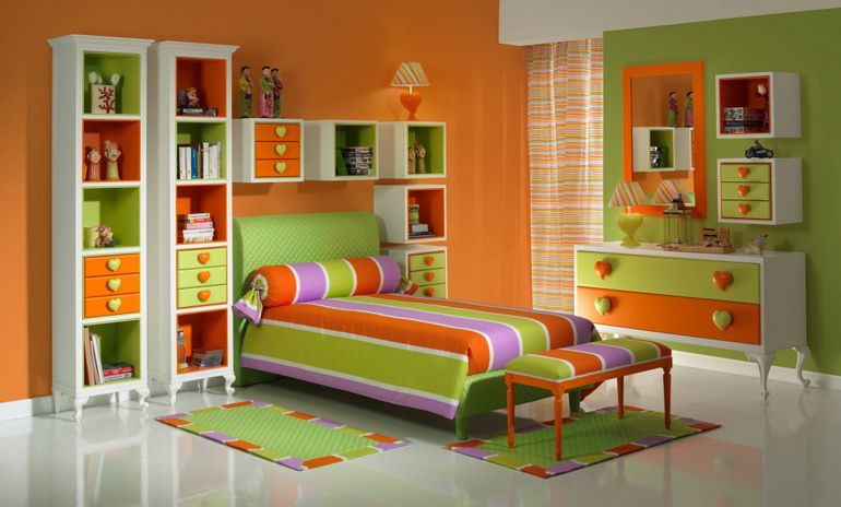 цветная мебель для спальни